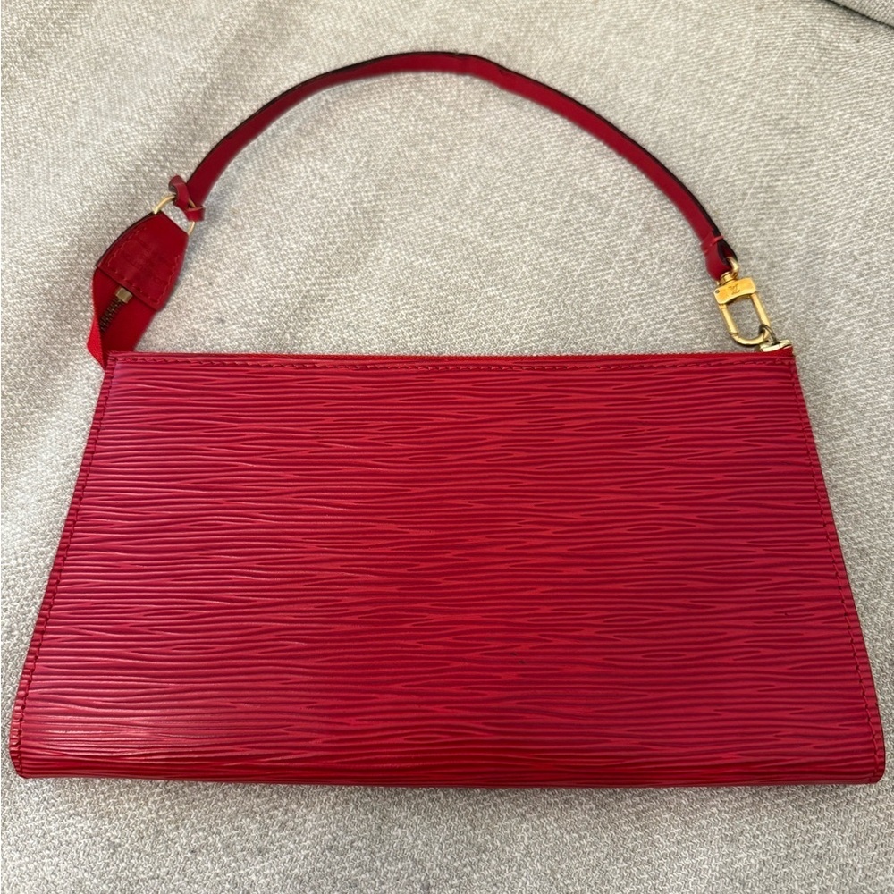 Louis Vuitton Red Epi Pochette - Picture 6 of 11